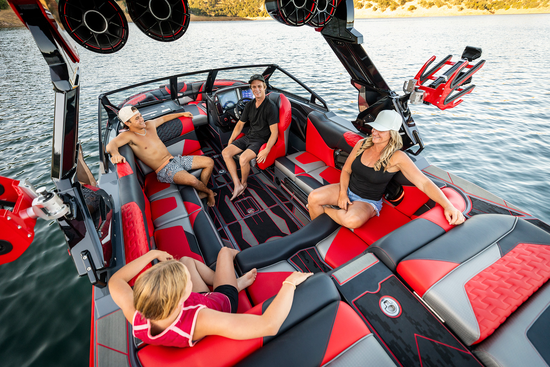 センチュリオンボート Ri230