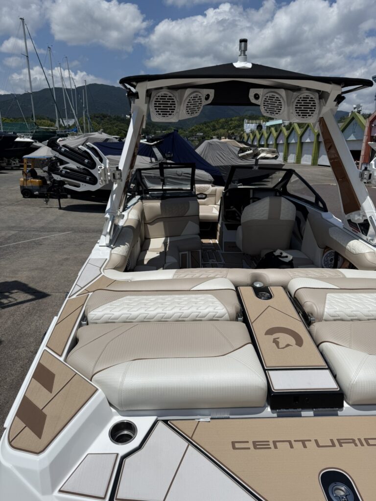 Ri230（2025年モデル）　内装