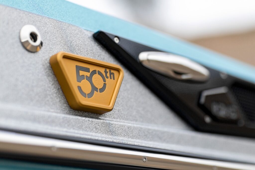 CENTURION BOATS 50周年モデル