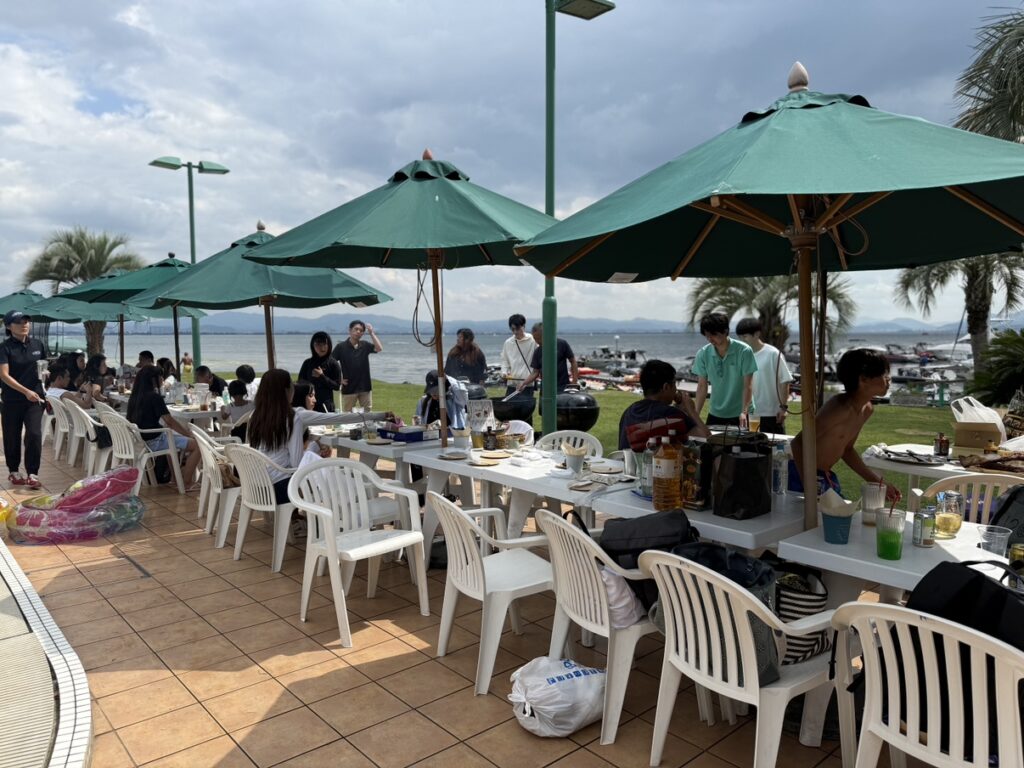 プールサイド BBQ